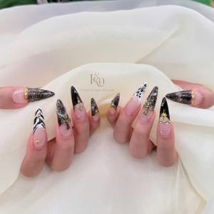 REN NAIL - Painted Nail Design